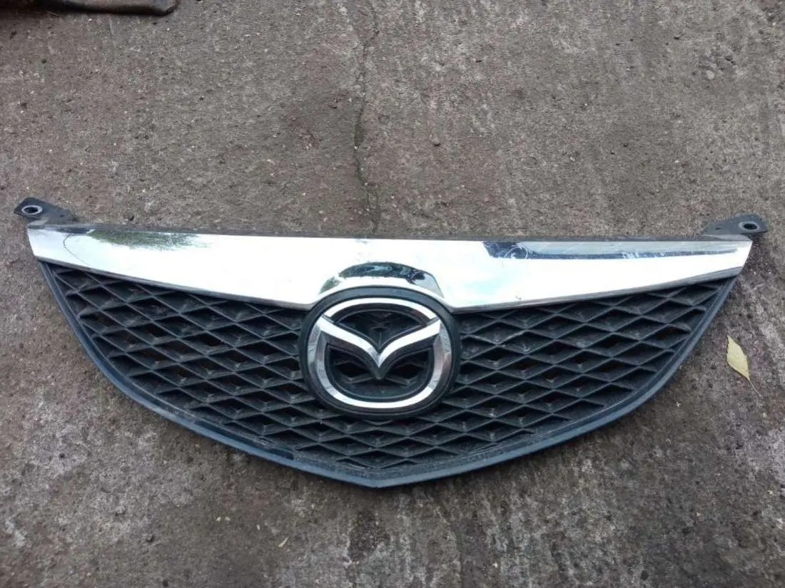 решетка радиатора Mazda 6 1 поколение (GG)