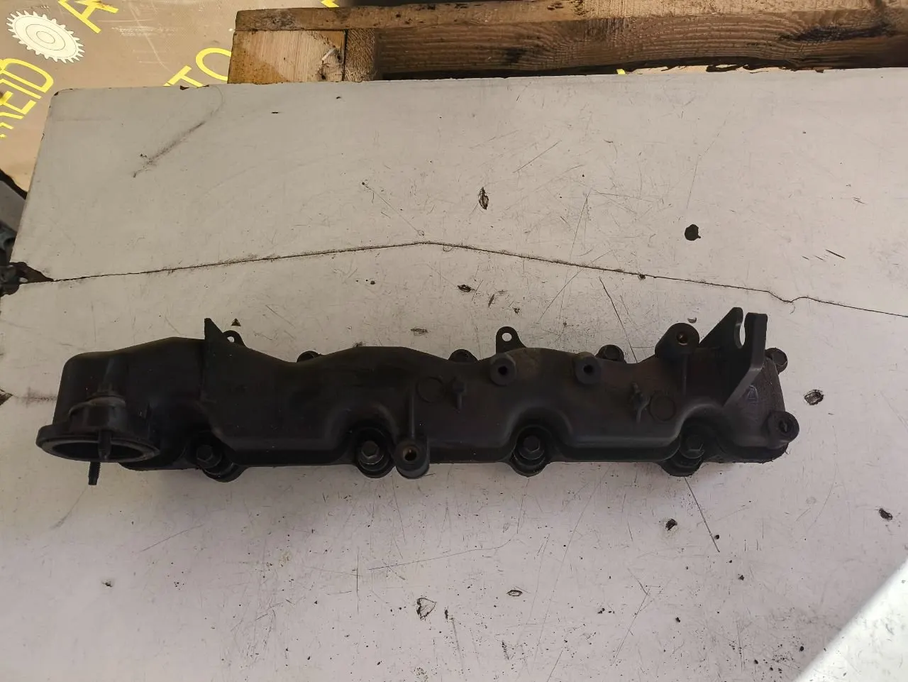 Коллектор впускной Ford Mondeo 3 поколение 2S7Q9424BC