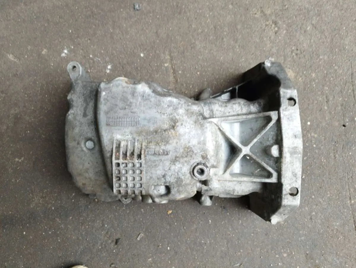 Поддон масляный ДВС Nissan Qashqai 1 поколение 8200451325