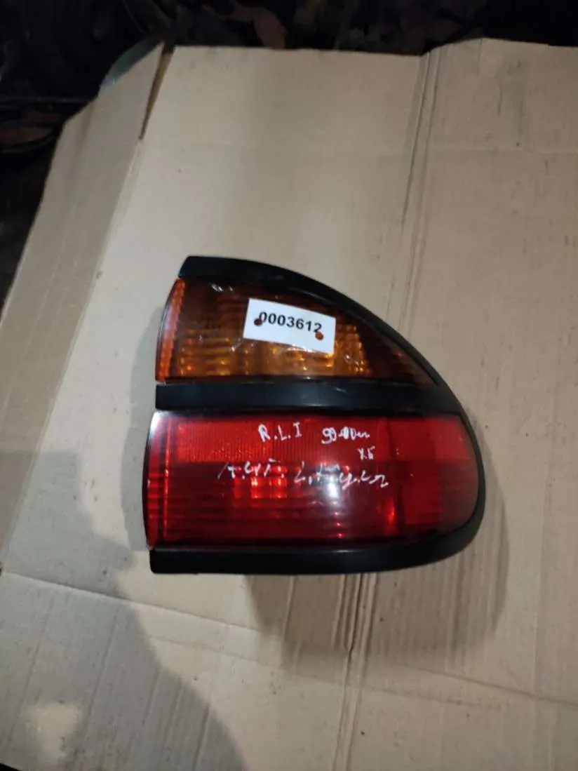 Фонарь задний правый Renault Laguna 1 поколение