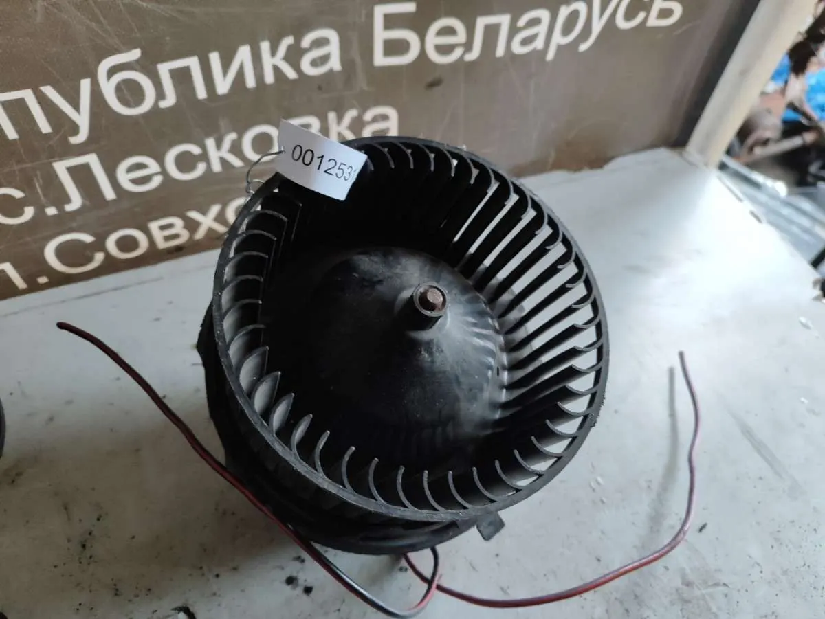 моторчик печки Ford Mondeo 2 поколение