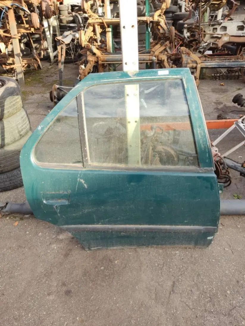 Дверь задняя правая Peugeot 306 1 поколение [рестайлинг]