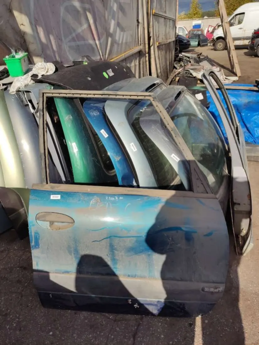 Дверь передняя правая Renault Espace 3 поколение