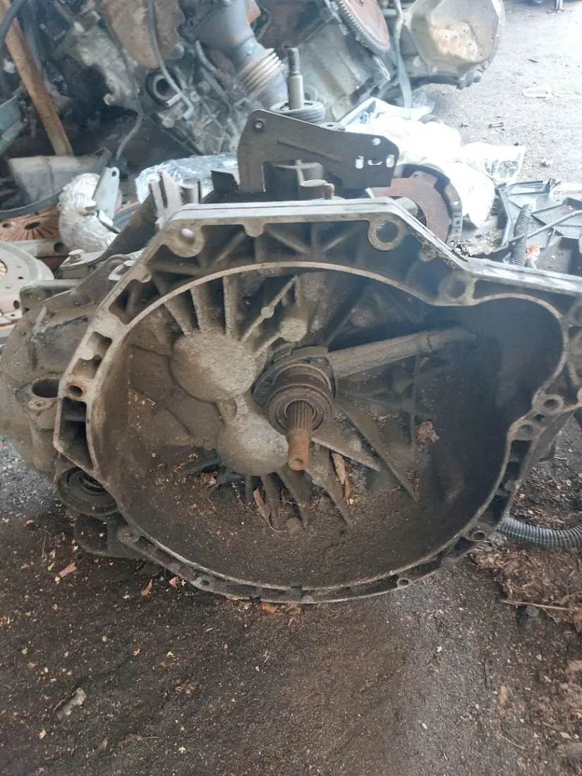 КПП (Коробка передач механическая) Renault Master 8200183547