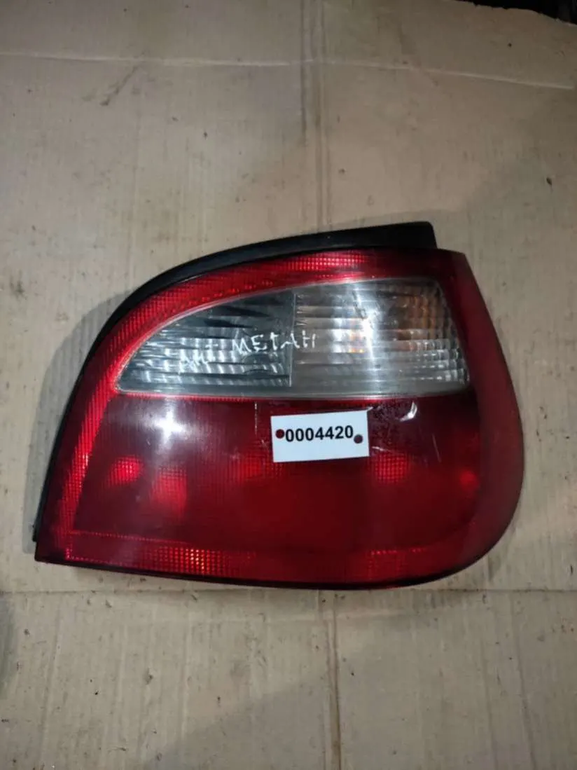 Фонарь задний правый Renault Megane 1 поколение