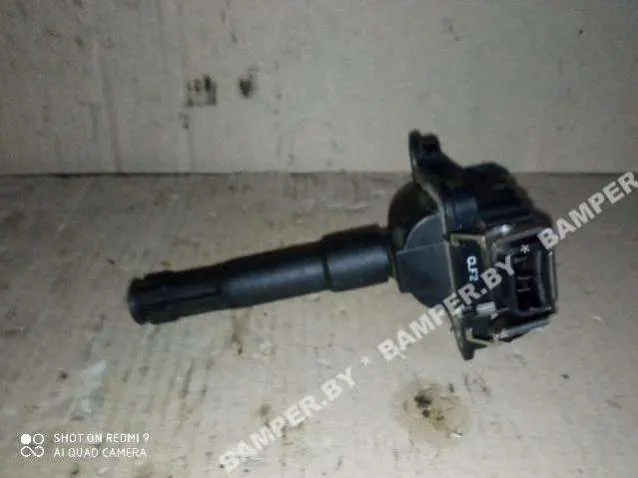 Катушка зажигания с коммутатором Volkswagen Passat (North America) B5 058905105