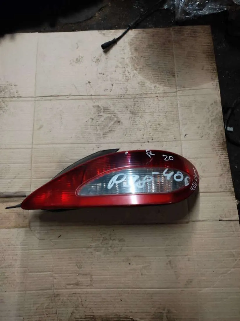 Фонарь задний правый Peugeot 406 1 поколение [рестайлинг]
