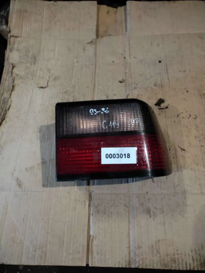 Фонарь задний правый Citroen Xantia 1 поколение
