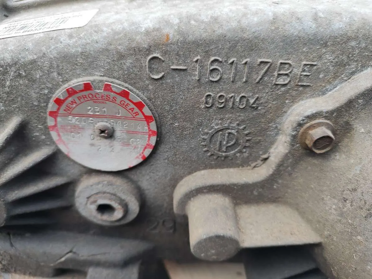 раздаточная коробка Jeep Liberty 1 поколение P52099421AH — фото 2