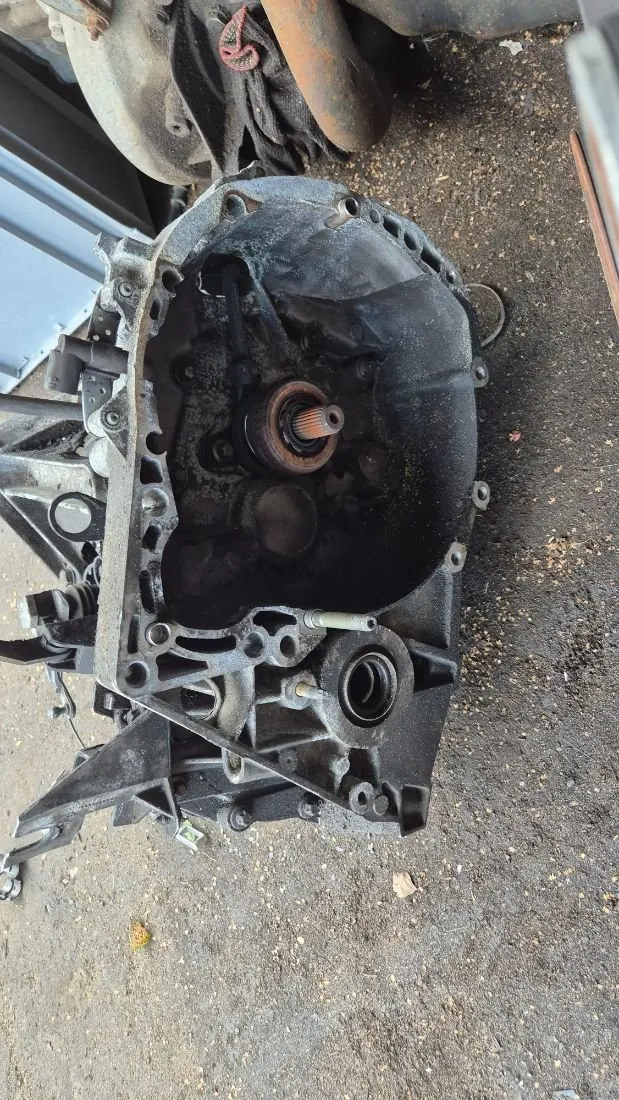 КПП механическая (МКПП) 5-ступенчатая Renault Scenic 2 поколение