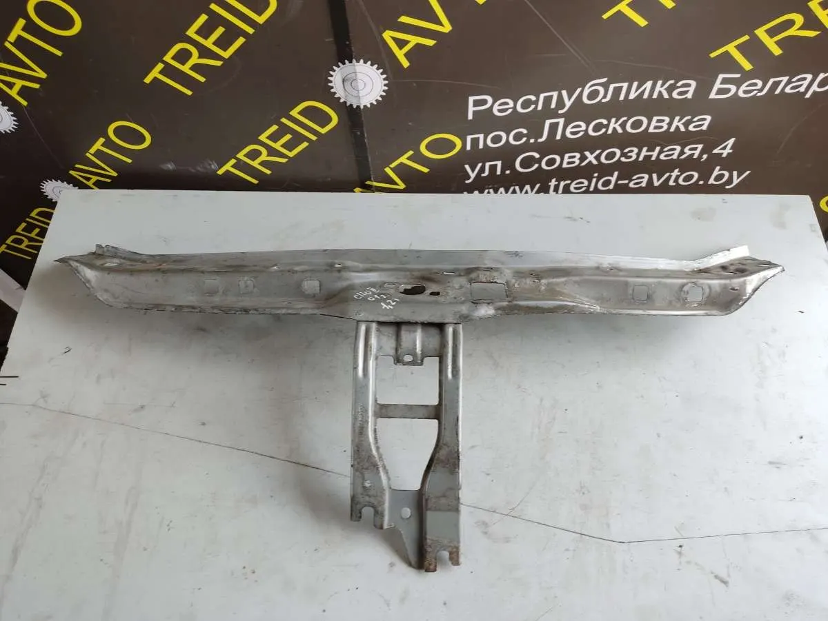 Планка под капот Renault Clio 2 поколение