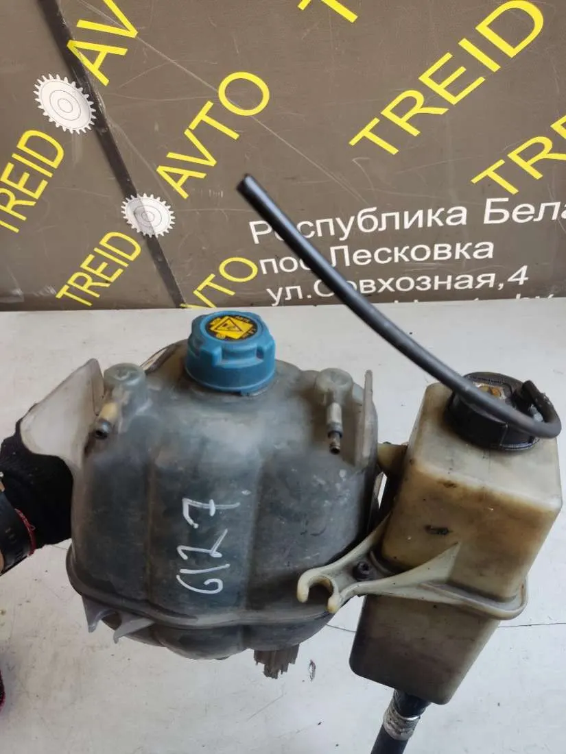 Расширительный бачок Citroen — фото 2