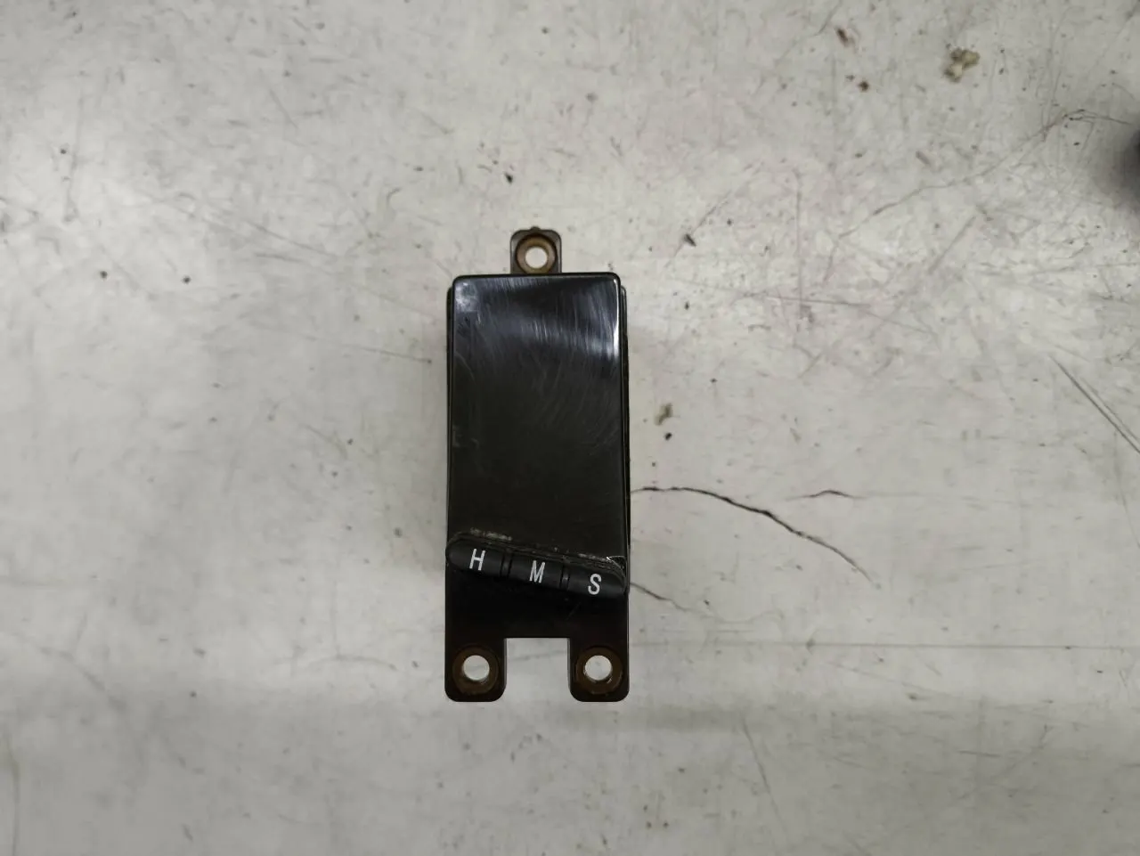 часы SsangYong Kyron 1 поколение 81110-09000