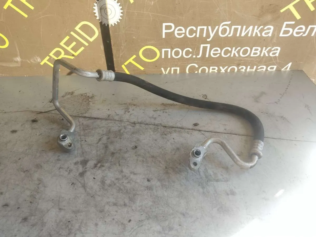 трубка кондиционера Toyota Sienna 3 поколение