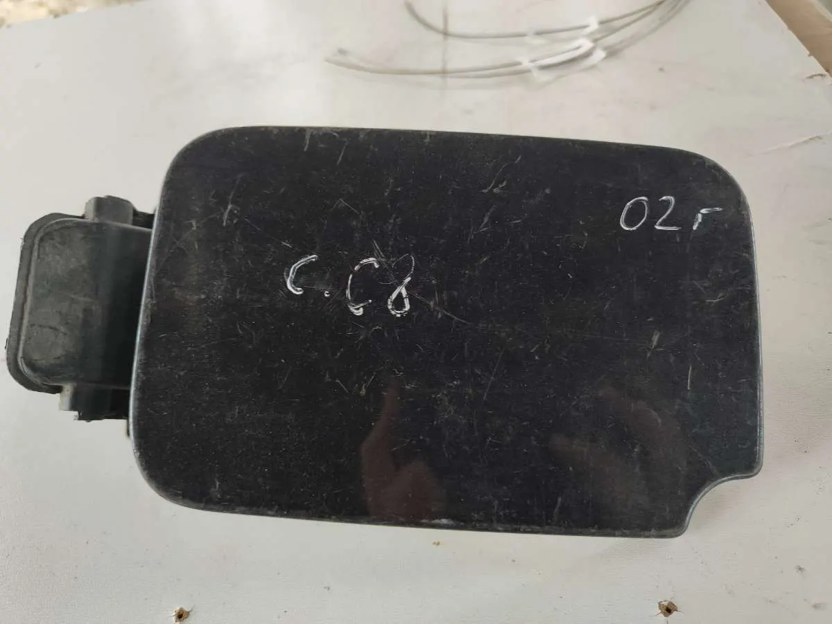 Лючок бензобака Citroen C8 1 поколение