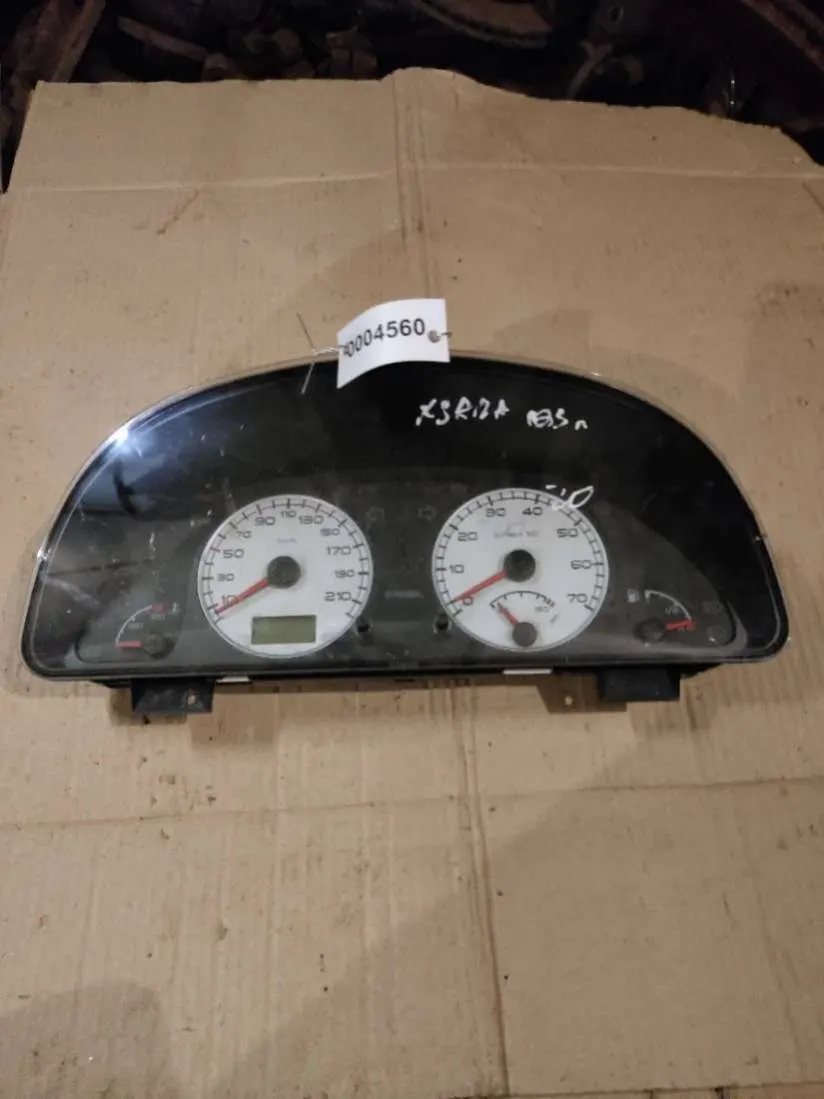 Щиток приборов (приборная панель) Citroen Xsara 1 поколение [рестайлинг]