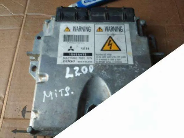 блок управления двигателем Mitsubishi L200 4 поколение