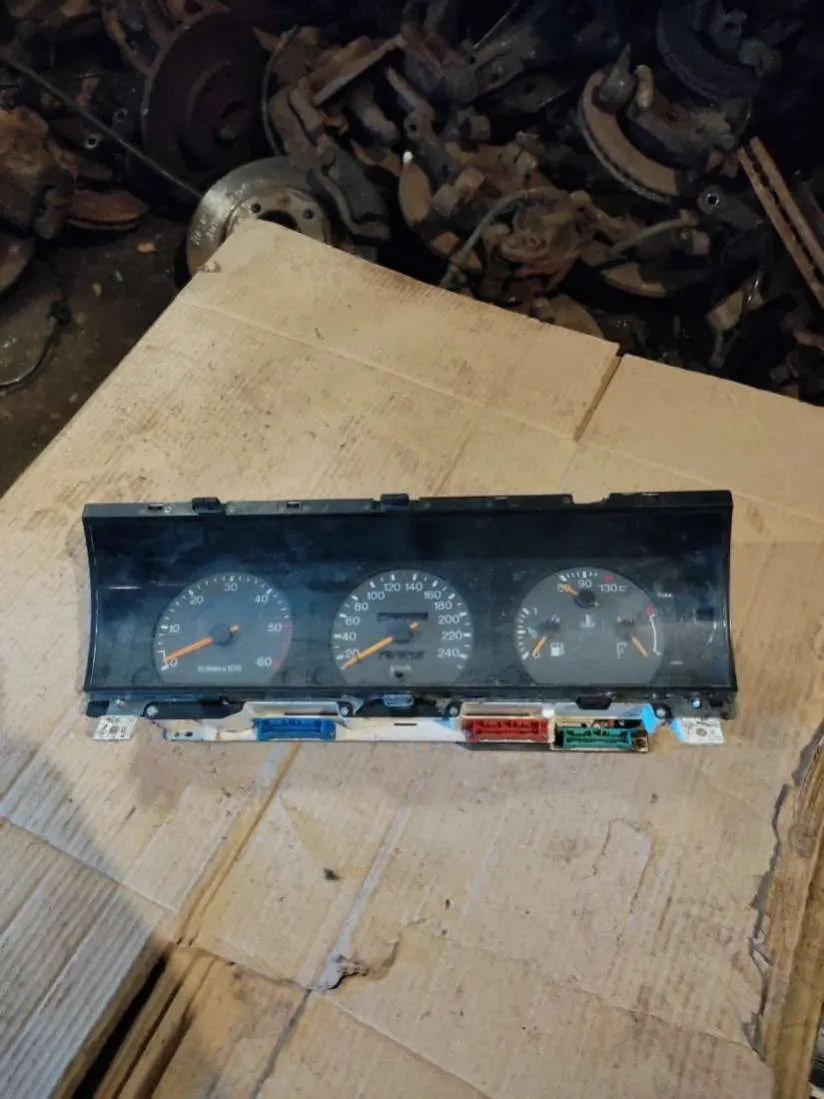 Щиток приборов (приборная панель) Citroen XM 2 поколение