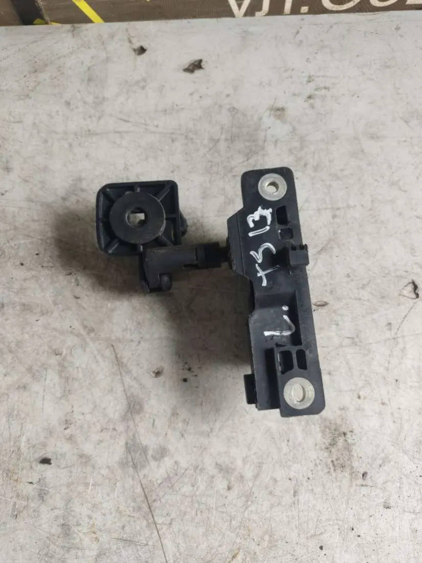 Моторчик открывания кузовного стекла Toyota Sienna 3 поколение Артикул IMP-260602-10066