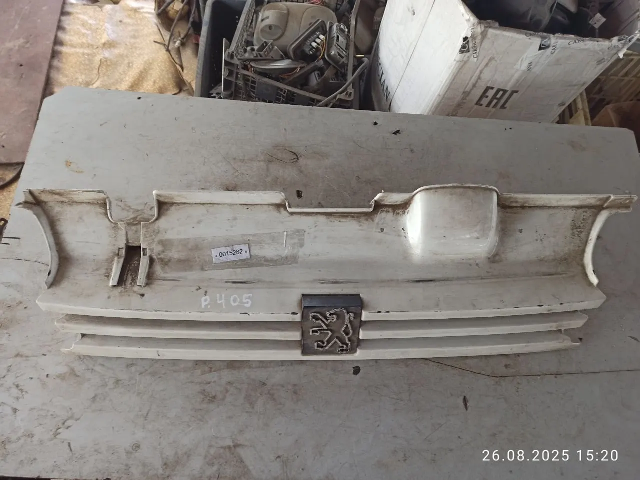 решетка радиатора Peugeot 405 1 поколение