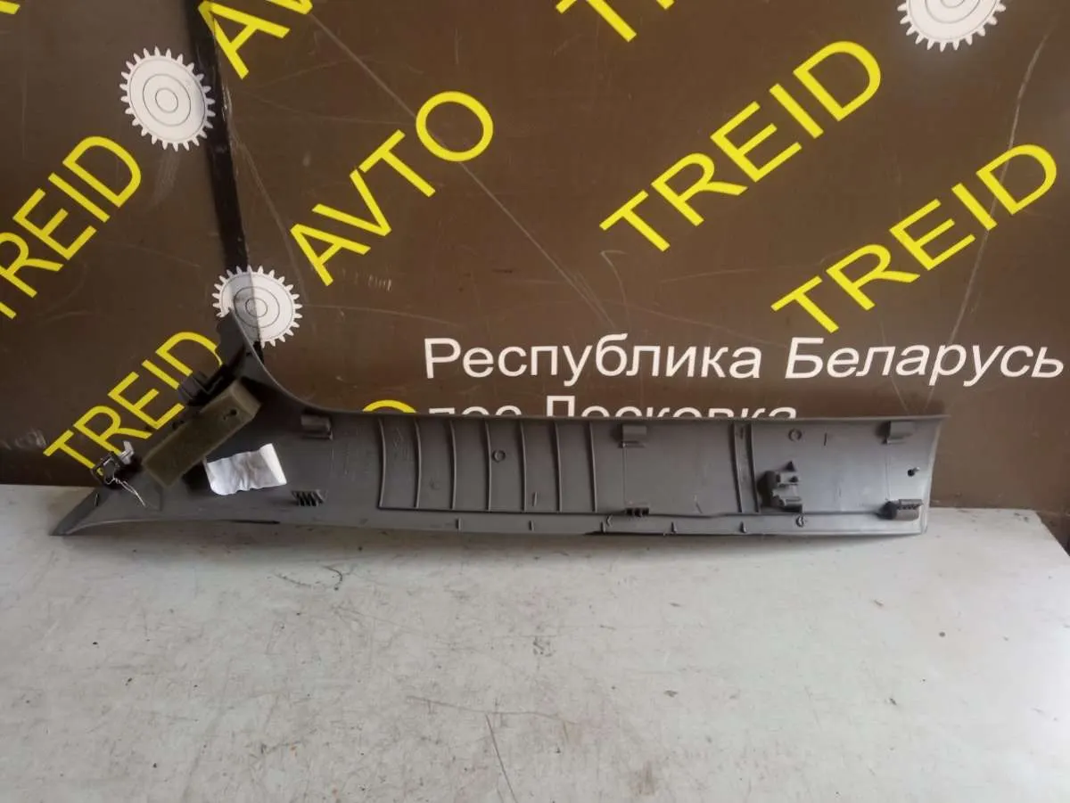 Обшивка стойки передней правой (накладка) Renault Scenic 3 поколение — фото 2