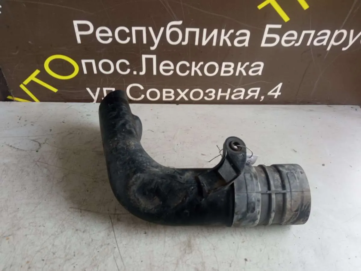 воздухозаборник Renault Scenic 3 поколение