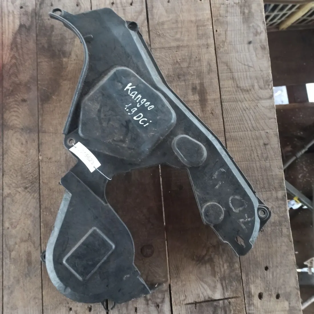 Защита ремня ГРМ (кожух) Renault Kangoo 1 поколение 8200112278