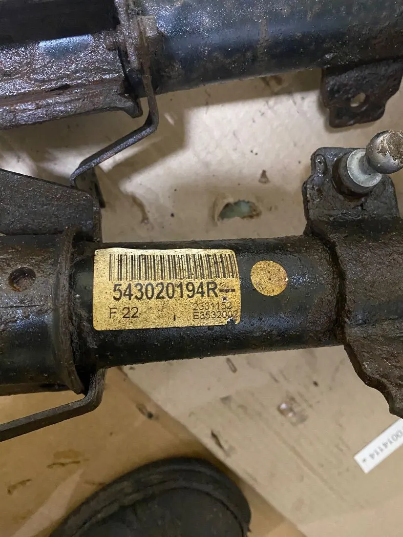 Стойка амортизатора передняя Renault Duster 1 поколение 543020194R — фото 3