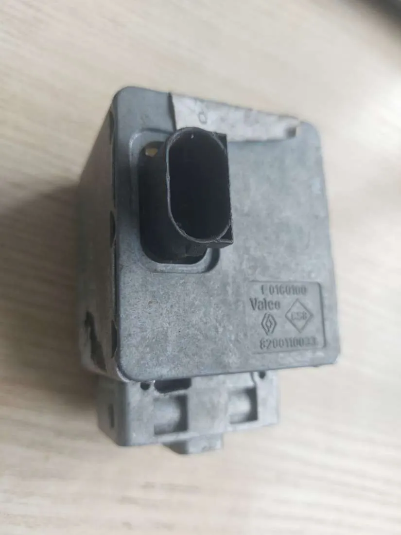 Замок рулевой колонки Renault Scenic 2 поколение 8200110033