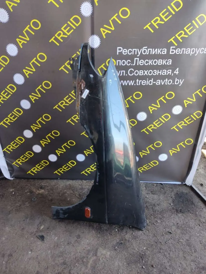 Крыло переднее левое Renault Megane 1 поколение