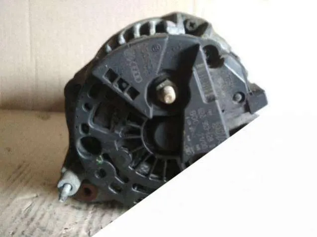 Болт генератора Volkswagen Golf 4 поколение Артикул IMP-260602-02597