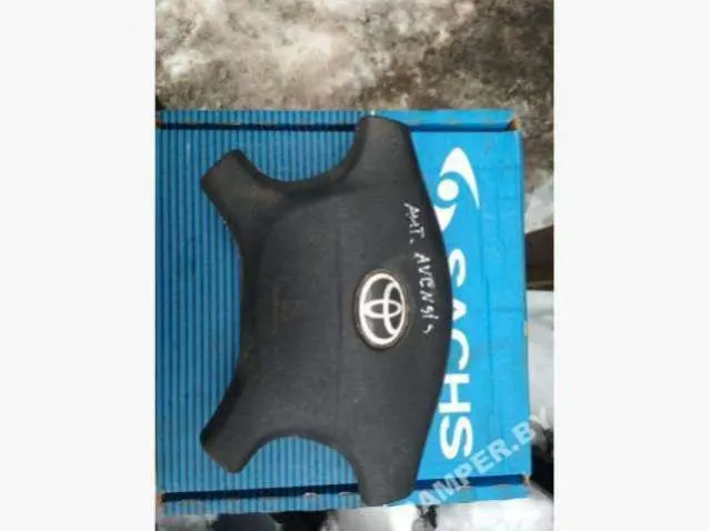 подушка безопасности водителя Toyota Avensis 1 поколение