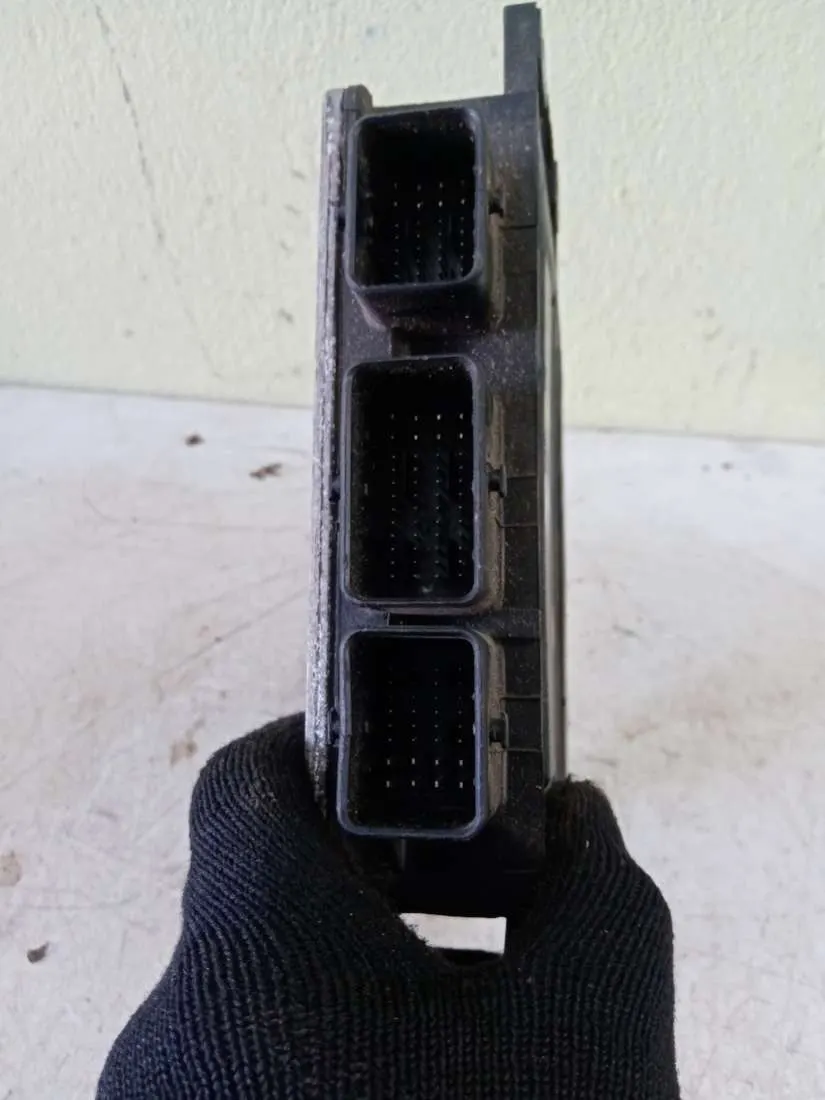 блок управления двигателем 8200334419, 8200414354 Renault Scenic 2 поколение Артикул IMP-260602-11727