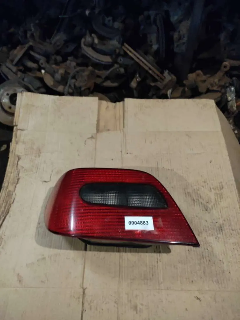 Фонарь задний левый Citroen Xsara 1 поколение