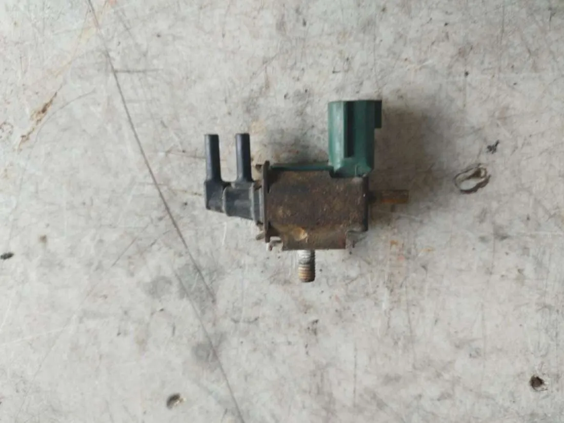 Клапан электромагнитный КПП Nissan Primera 2 поколение K5T46581