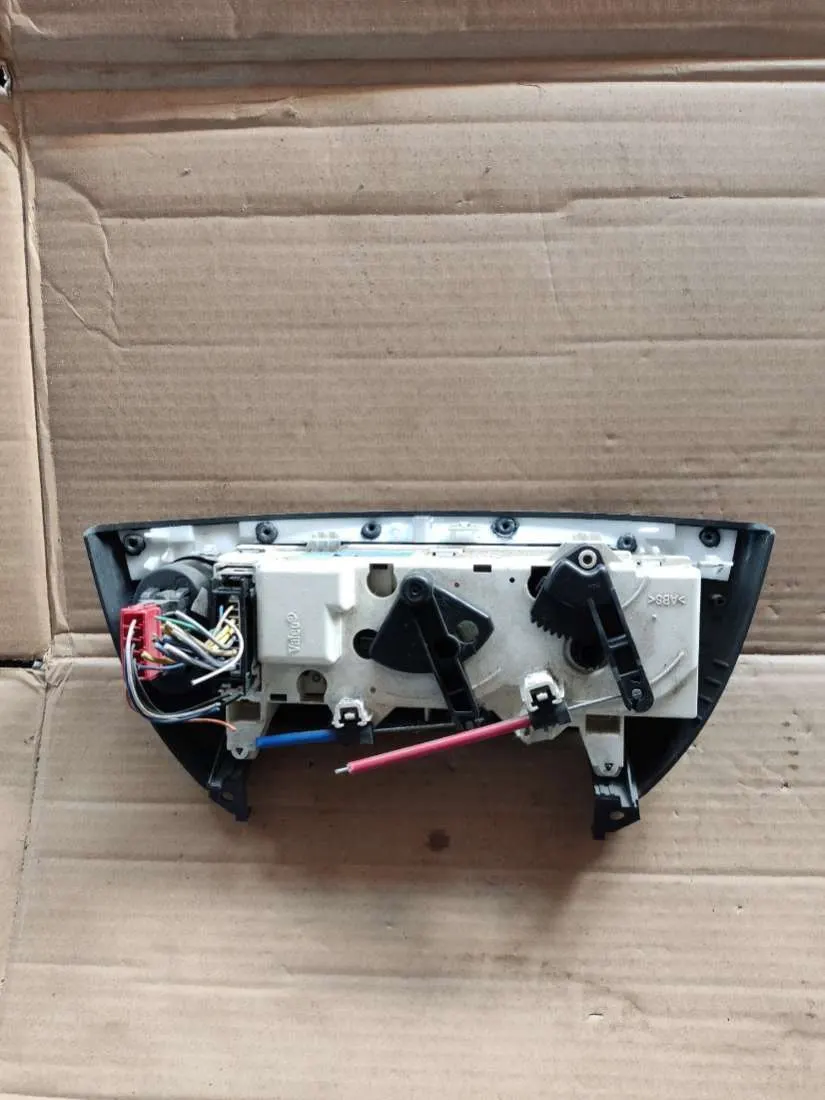 блок управления печки/климат-контроля Renault Megane 1 поколение — фото 2