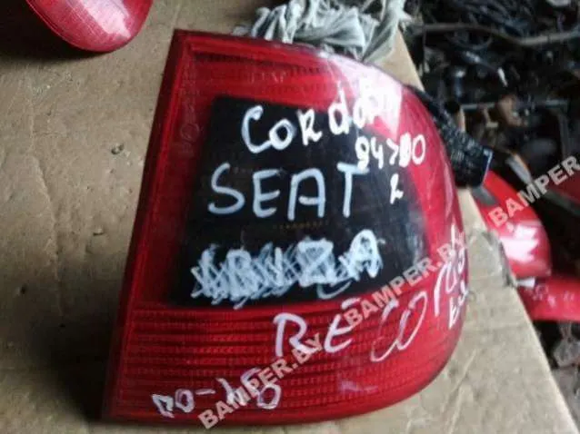 Фонарь задний правый SEAT Cordoba 1 поколение