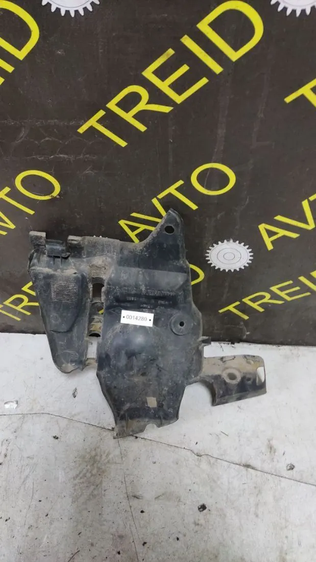 Защита (пыльник) двигателя Renault Duster 1 поколение 63831 8745R
