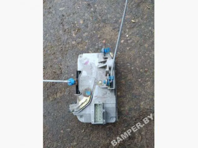 Замок двери передней левой Citroen Xantia 1 поколение