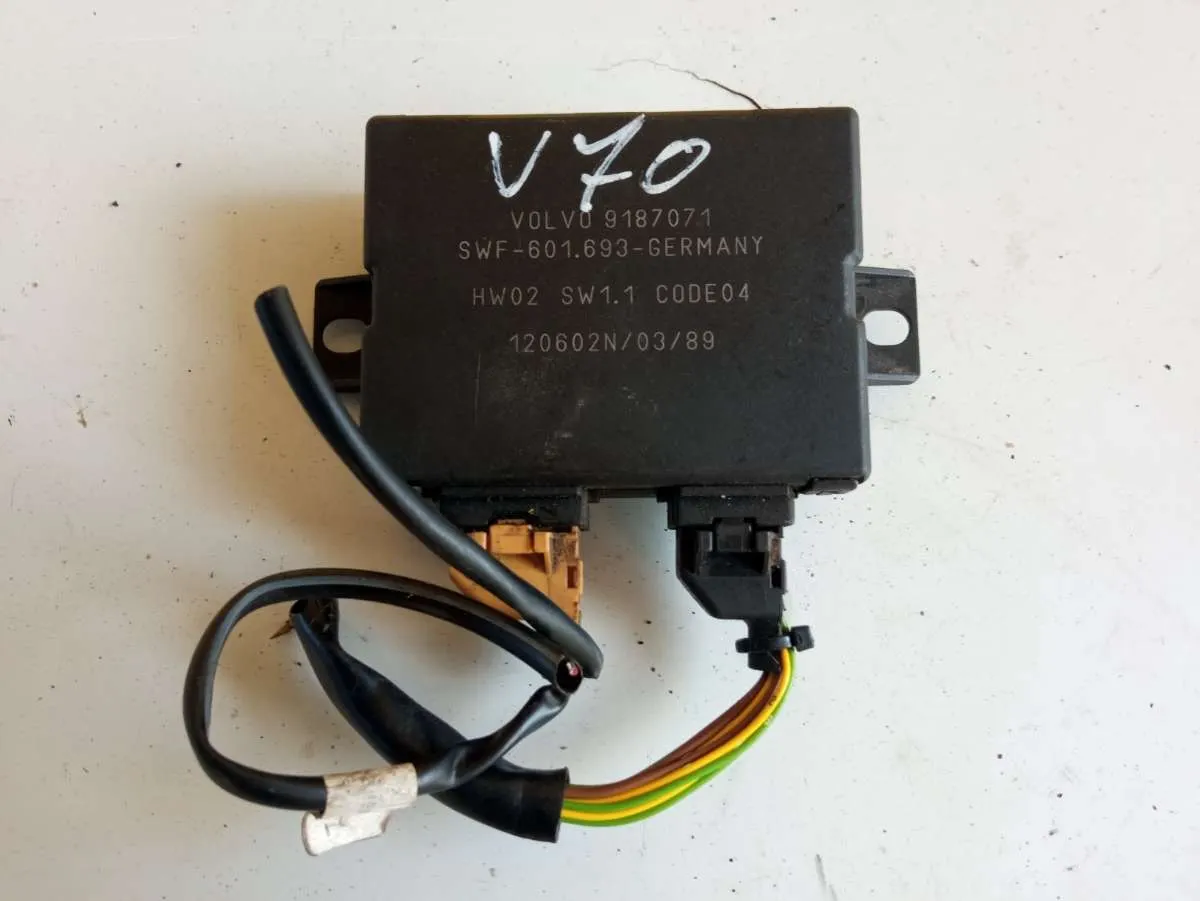 блок управления парктрониками Volvo V70 2 поколение 9187071