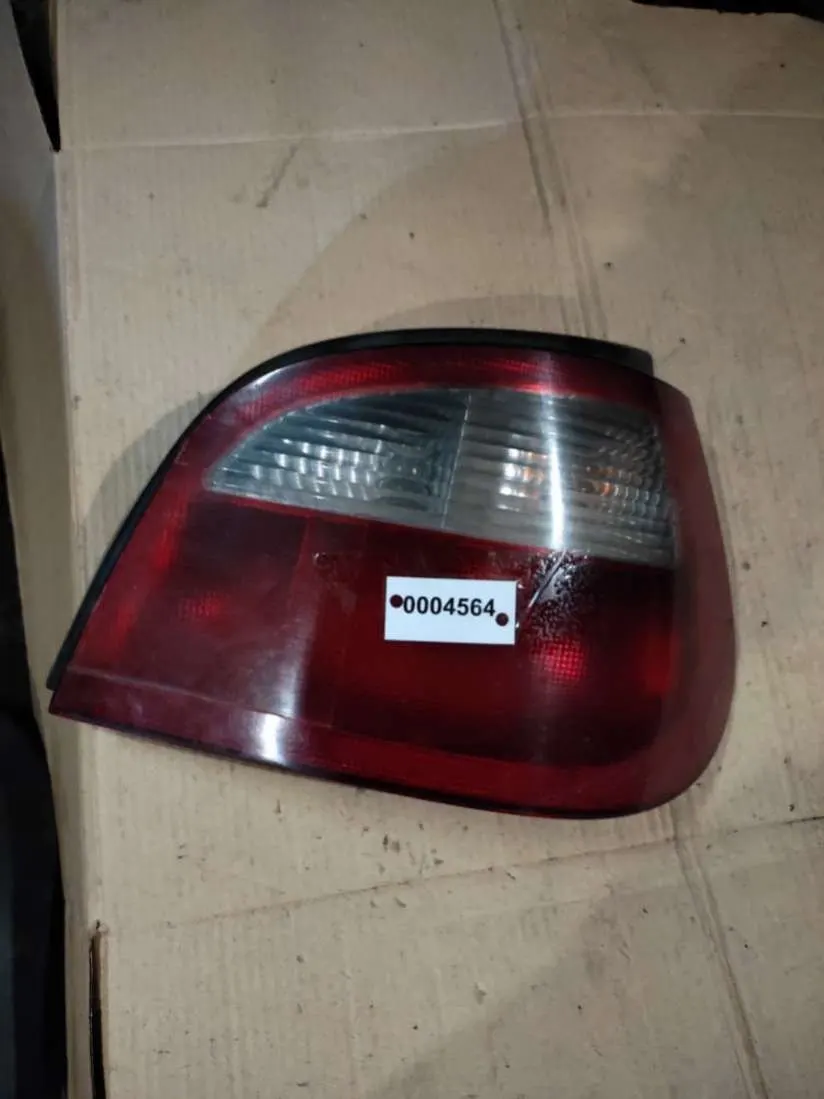 Фонарь задний правый Renault Megane 1 поколение