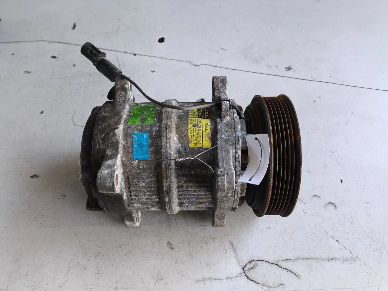 компрессор кондиционера Volvo S40 1 поколение 8708581