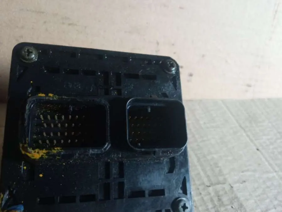 блок управления двигателем 1125000083 Subaru Forester SF Артикул IMP-260602-03884