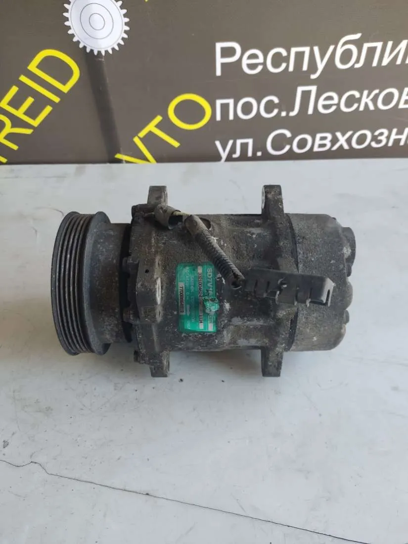 компрессор кондиционера Renault Megane 1 поколение 7700866491d