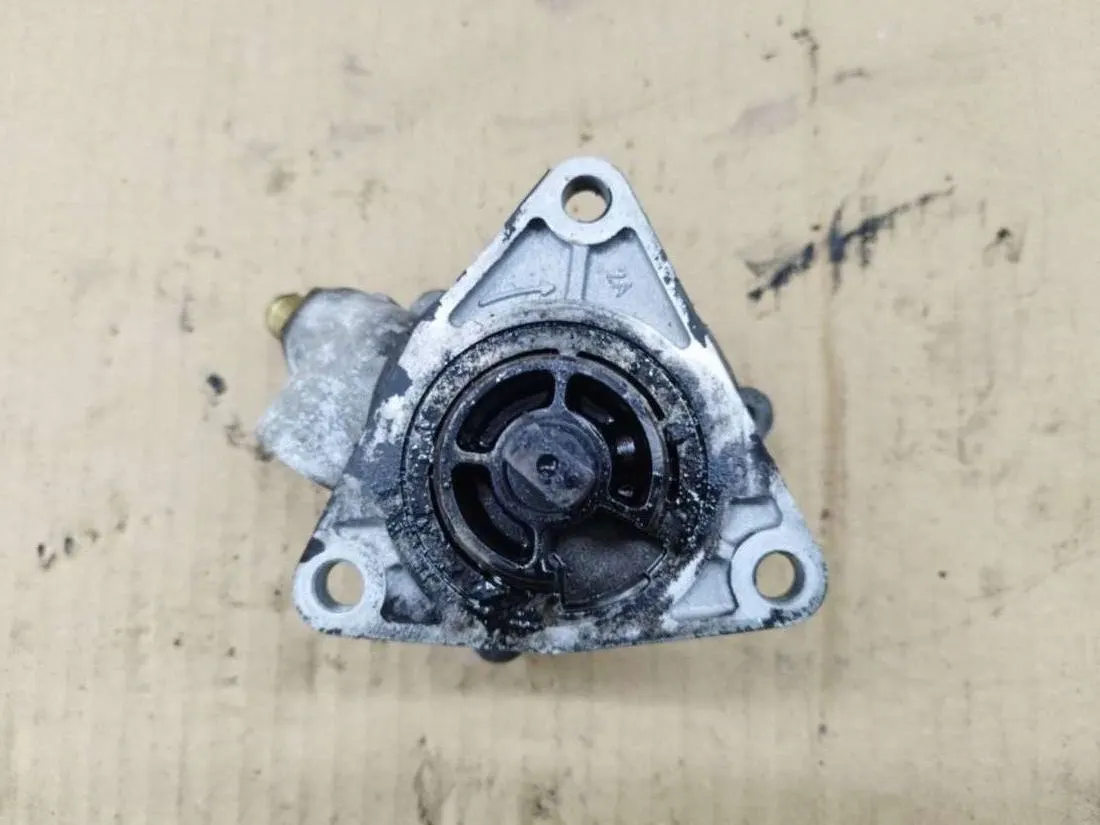 Насос вакуумный Alfa Romeo 156 1 поколение [рестайлинг] 46771105