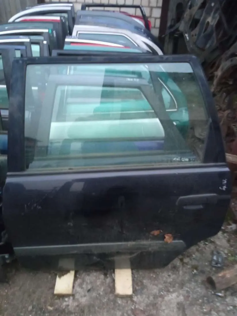 Дверь задняя левая Mitsubishi Space Wagon 3 поколение