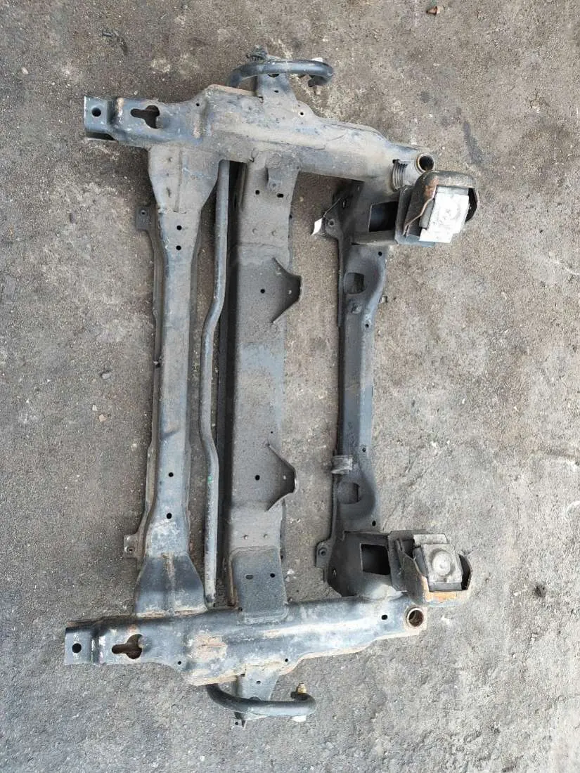 Балка подвески передняя (подрамник) Volkswagen Crafter
