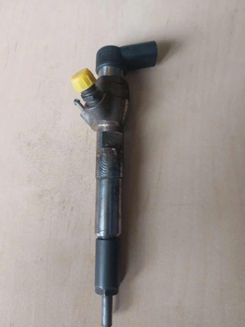 Форсунка бензиновая Renault Megane 3 поколение 8200903034