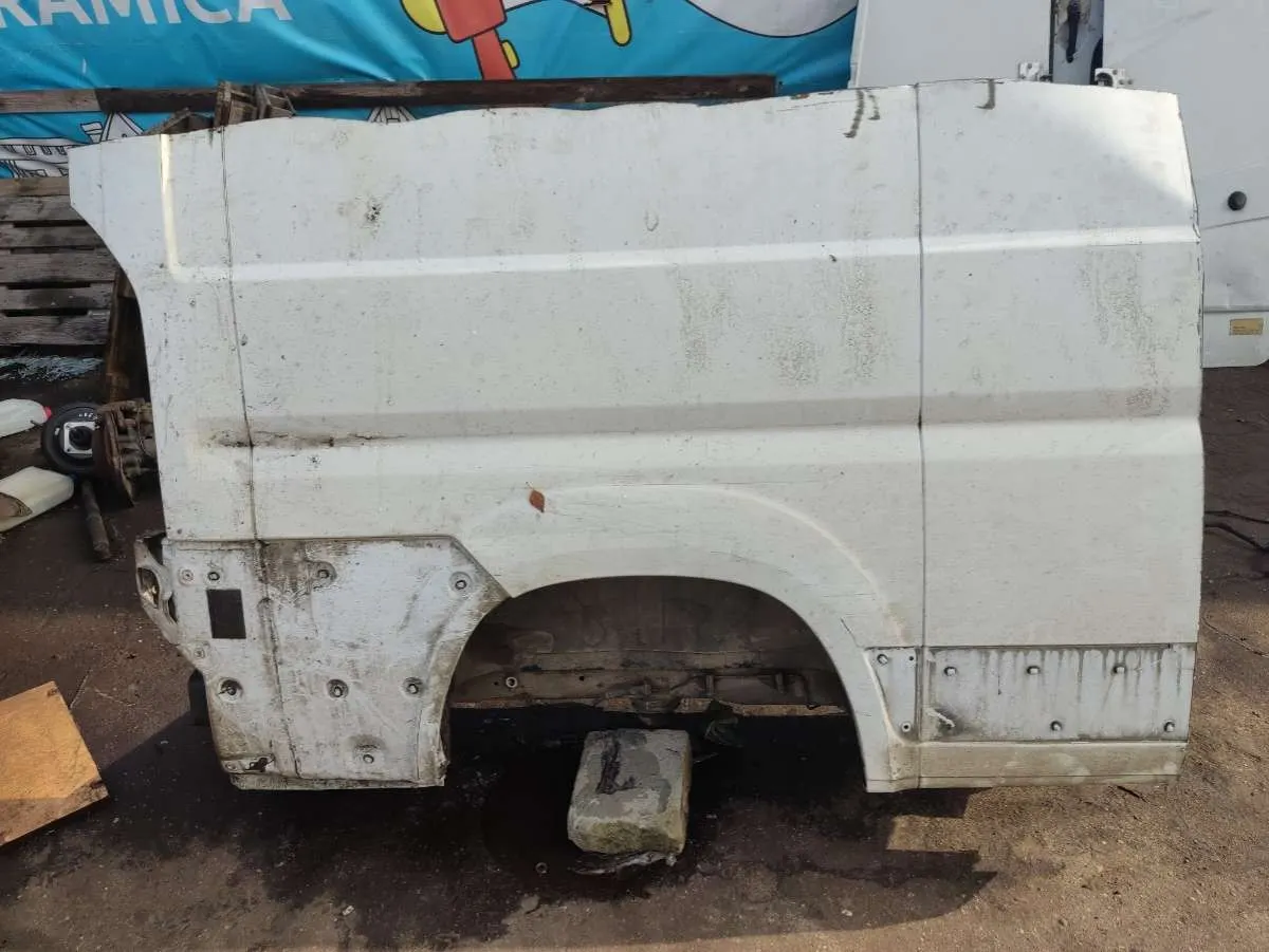 задняя часть кузова Peugeot Boxer