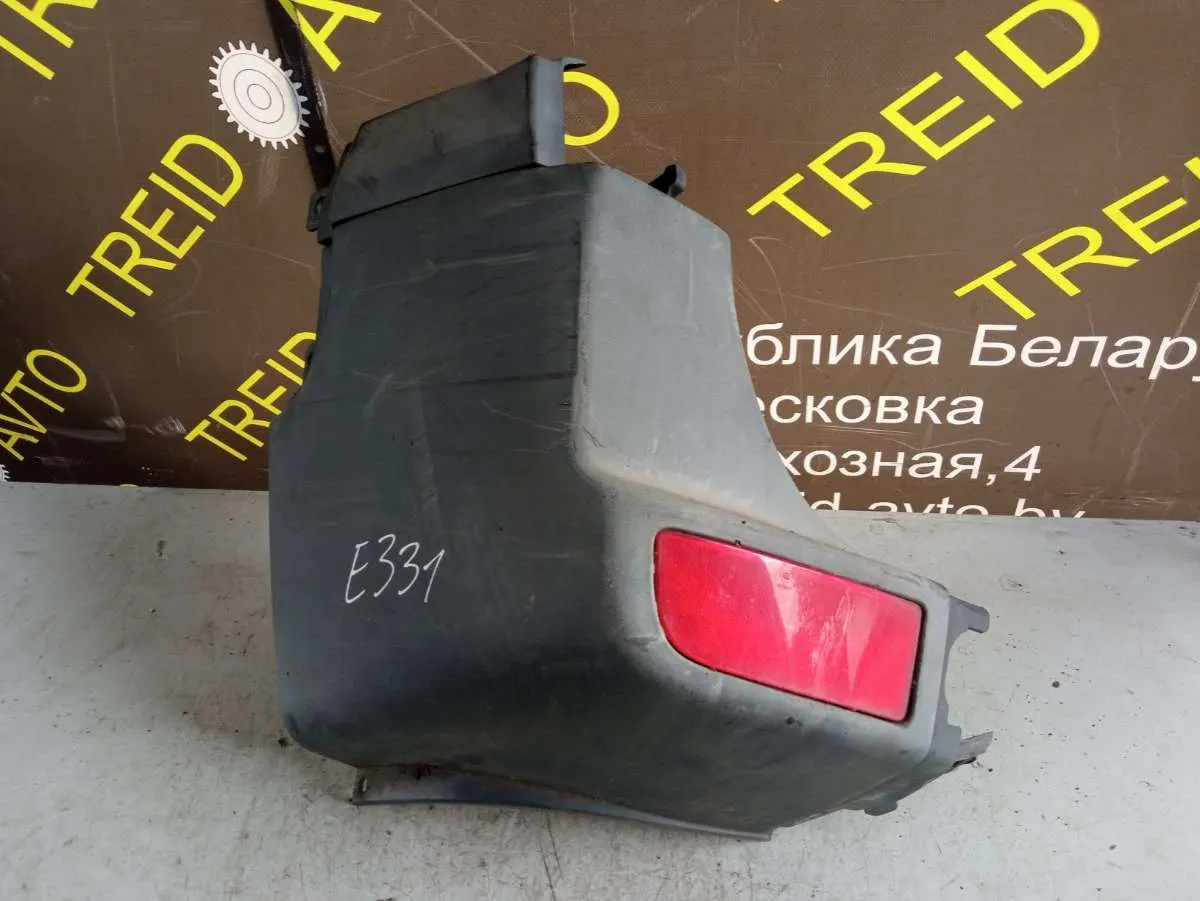 Клык бампера задний левый Mercedes-Benz Sprinter 9068802371